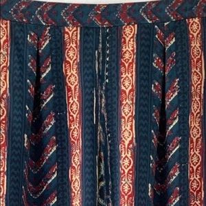 Lauren Ralph Lauren Pants - LAUREN RALPH LAUREN BLUE RED SLIP ON PANTS SZ 8 Lauren Ralph Lauren Pants - LAUREN RALPH LAUREN BLUE RED SLIP ON PANTS SZ 8